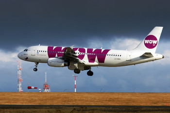 Авиакомпания Icelandair объявила о покупке лоукостера Wow Air