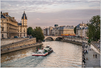 В Париже увеличат налог для туристов