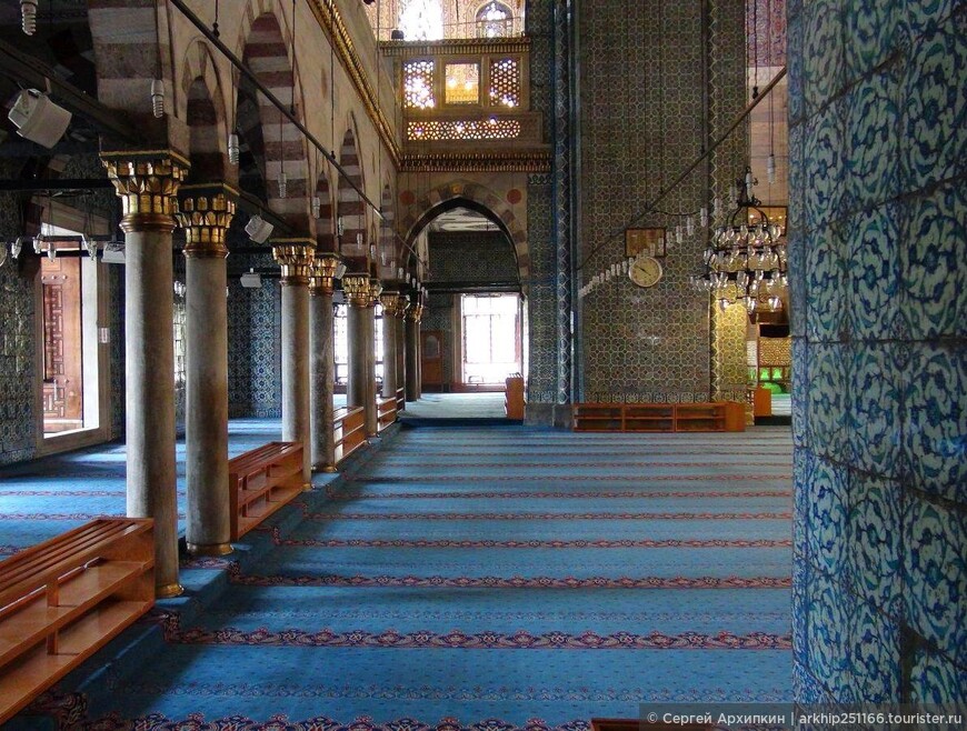Самостоятельно по Стамбулу. От Египетского рынка и Новой мечети в круиз по Босфору