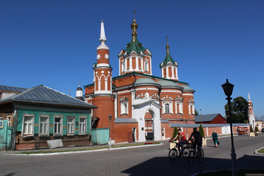 Крестовоздвиженский собор