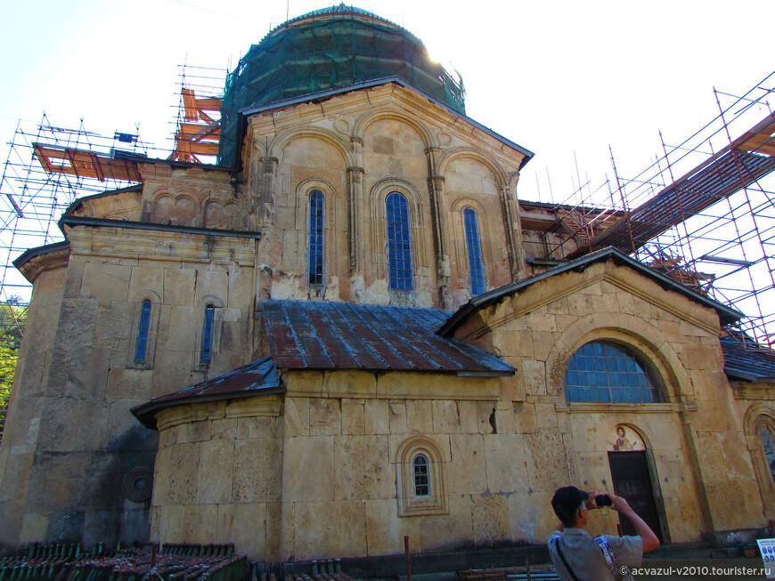 Гелатский монастырь близ Кутаиси