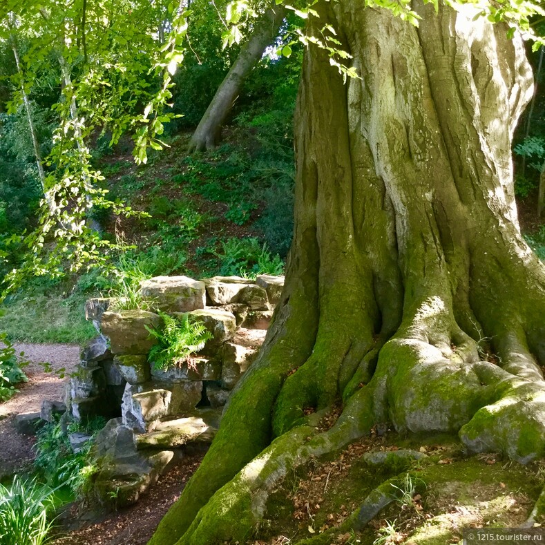 Ландшафтный парк в Hever Castle.