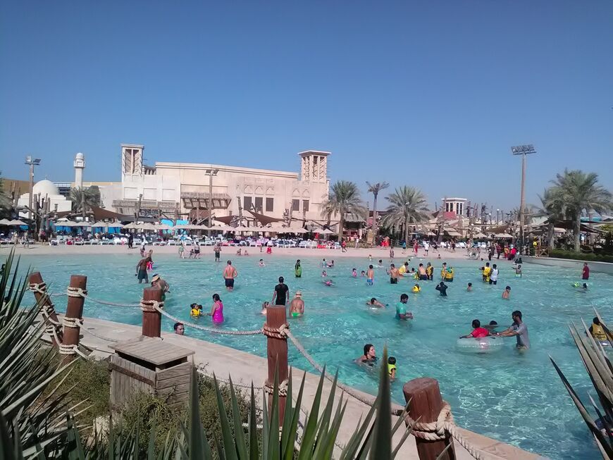 Аквапарк Yas Waterworld в Абу-Даби