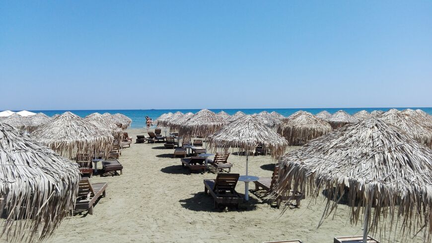 Пляж Кастела (Kastela beach)