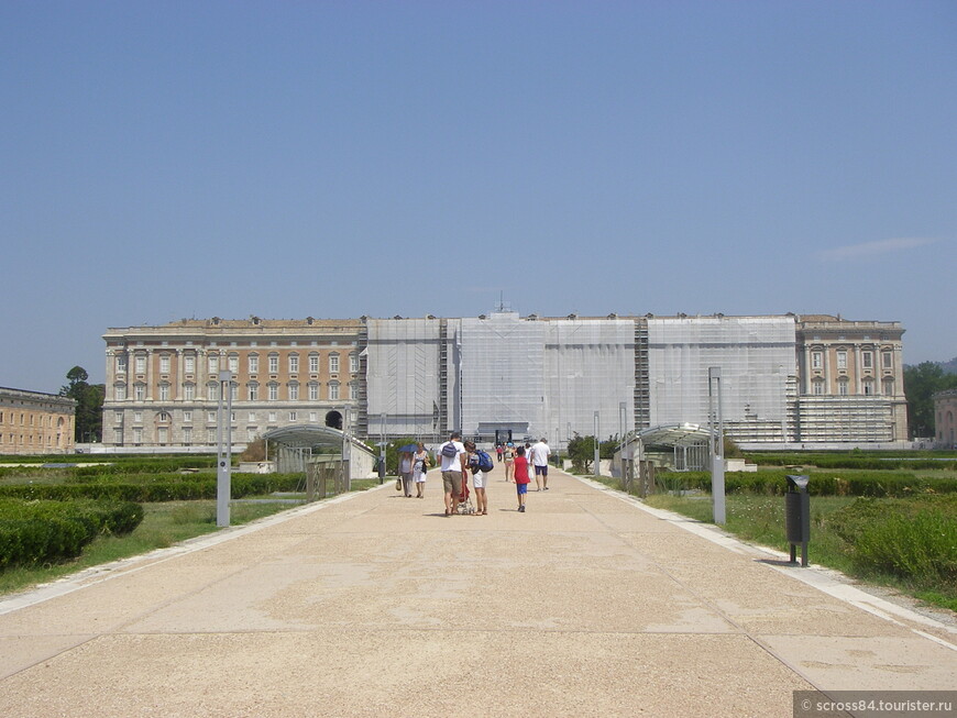 Королевский дворец в Казерте