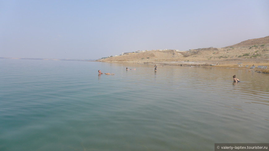 Отдых на пляже Мертвого моря в Иордании