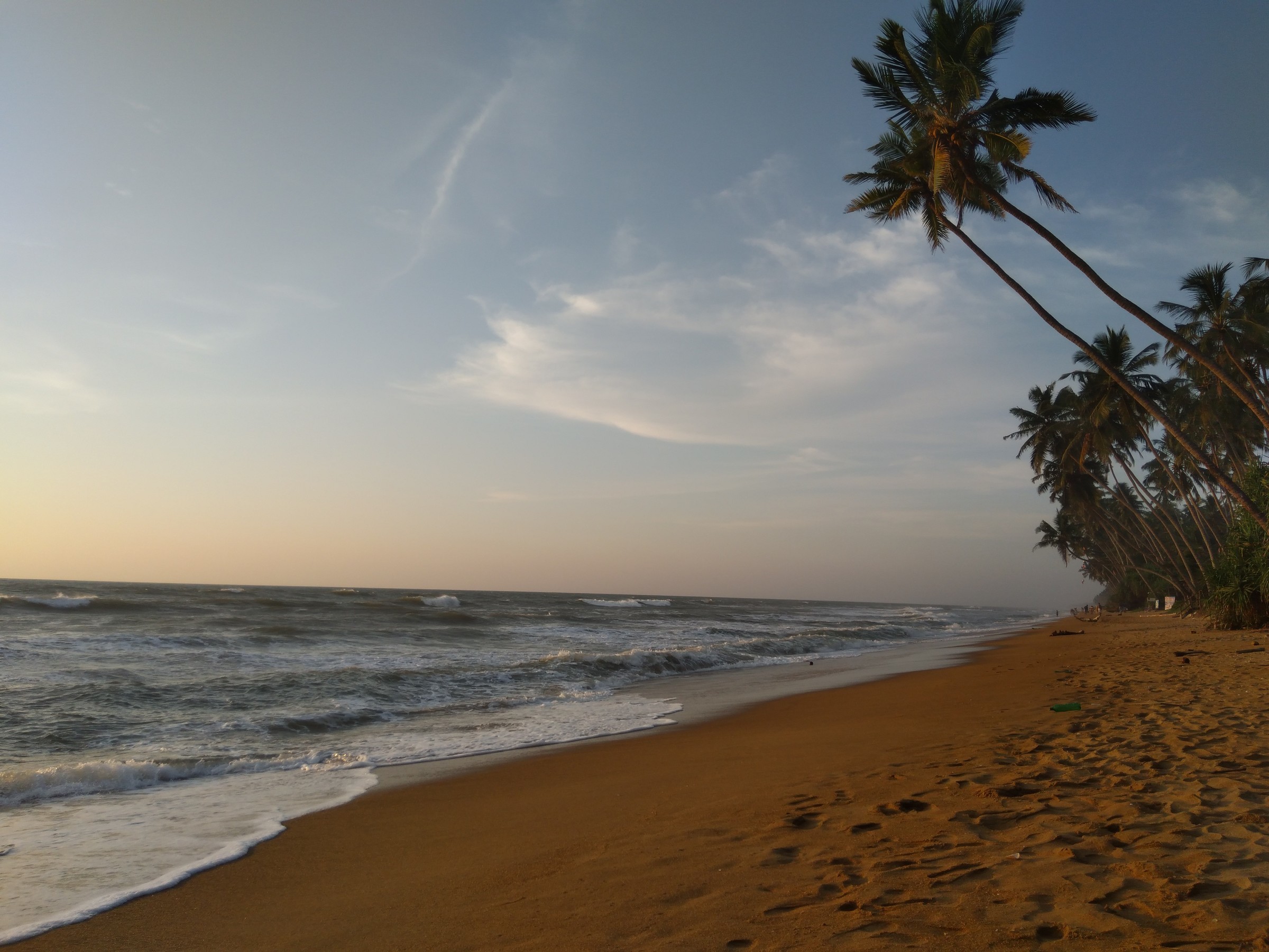 Амбалангода шри. Ваддува пляж. Амбалангода Шри Ланка. Ваддува Шри Ланка. Пляж Амбалангода Шри Ланка.