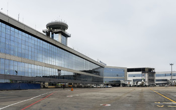 Снегопад в Москве вызвал сбои в работе аэропортов