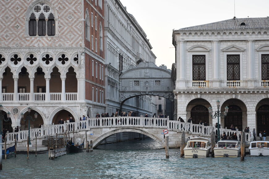 Мост Вздохов в Венеции (Ponte dei Sospiri)