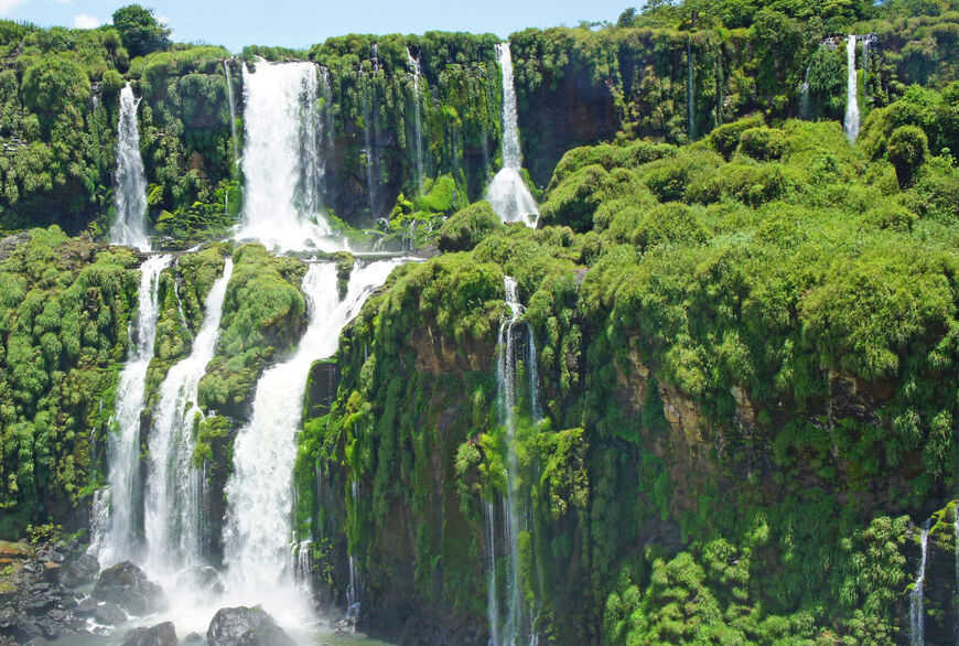 Водопады Игуасу (Национальный парк Игуасу в Бразилии)