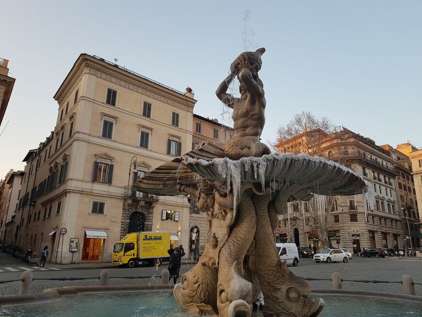 Площадь Барберини (Piazza Barberini)