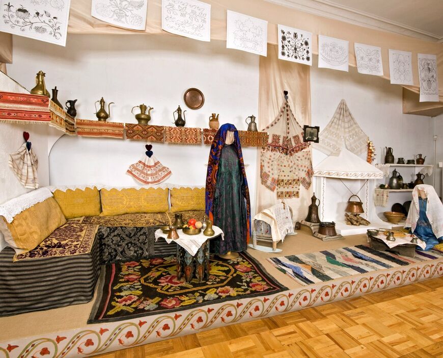 Экспозиция «Мозаика культур народов Крыма», крымские татары