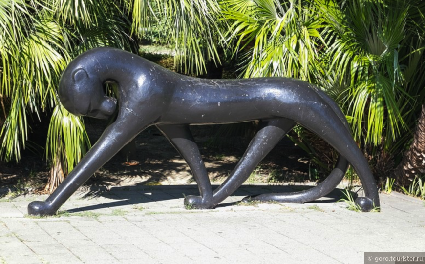 скульптура пантера