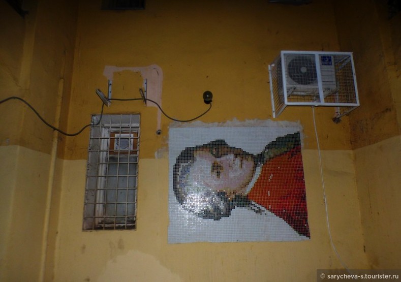 «Пятый дом» с портретом (Жуковский)