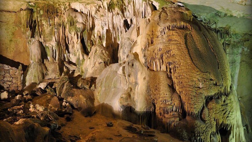 Пещера Эмине-Баир-Хосар (Мамонтова)