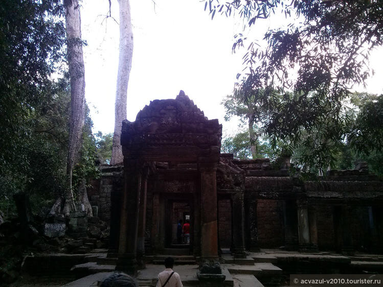 По Малому Кругу Ангкора...