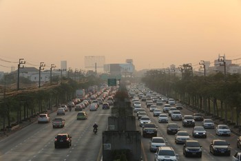 Загрязнение воздуха в Бангкоке достигло опасного уровня