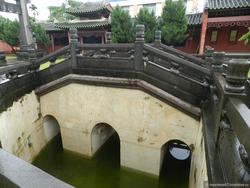 Древний город Ячжоу 崖州古城 