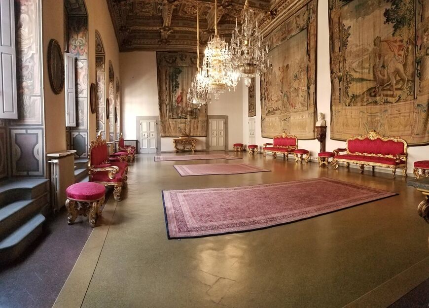 Дворец Медичи Риккарди во Флоренции