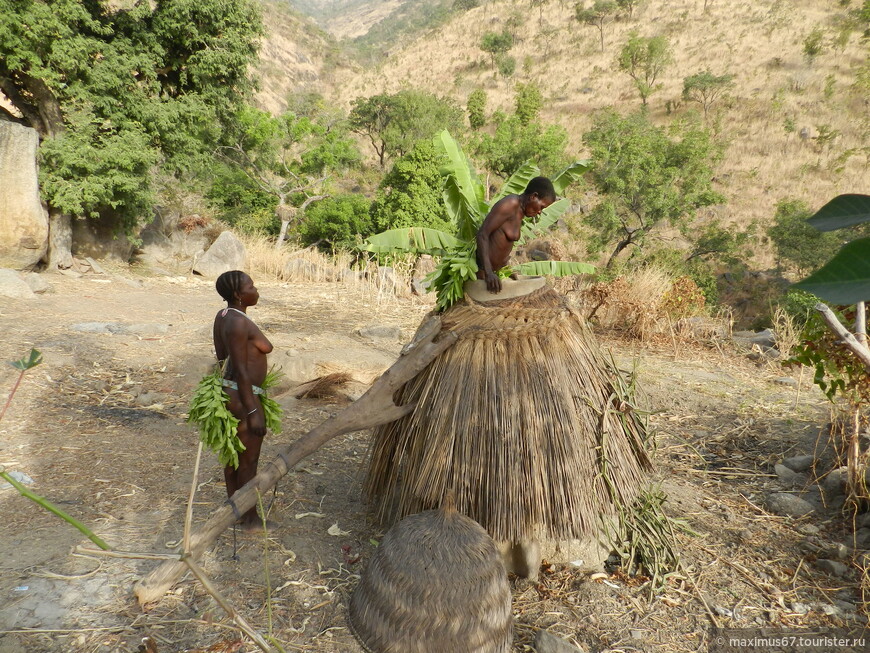 Камерун. Ч - 9. Люди Кома — голые и одетые
