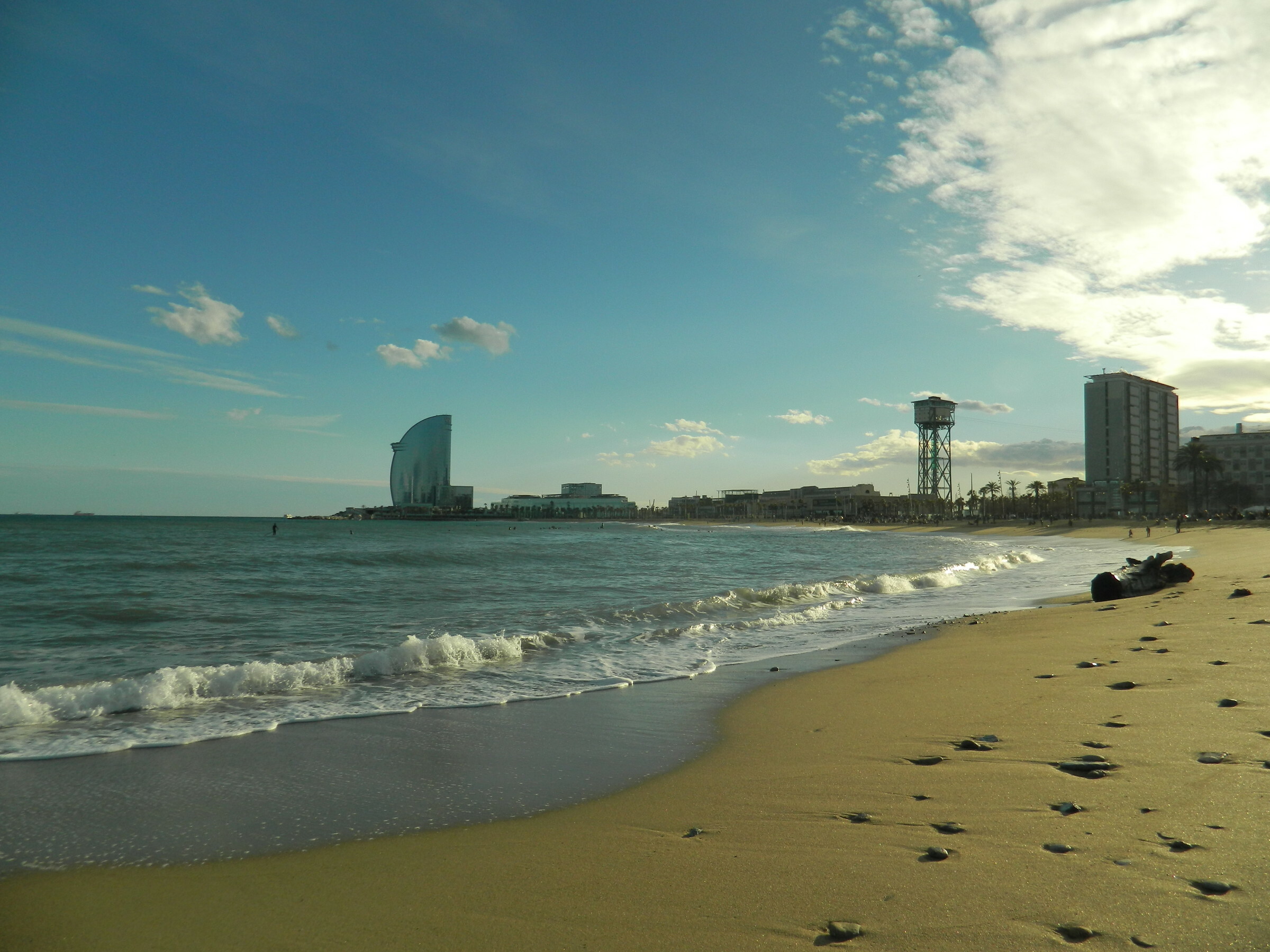 Пляж Барселонета, Барселона. Фото, веб-камеры, инфраструктура, отели