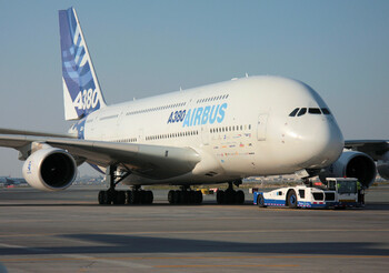 Airbus прекратит выпуск крупнейших авиалайнеров в мире А380
