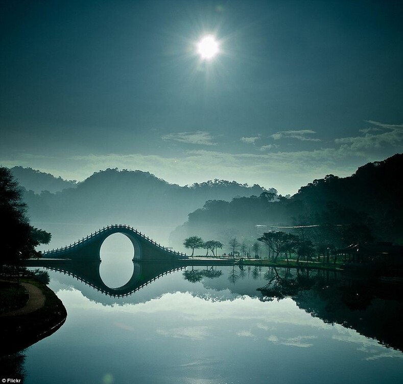 15 мостов со всего мира, которые погрузят вас в сказочную атмосферу