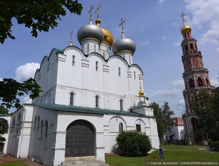 Один день в Москве — Новодевичий монастырь и его достопримечательности