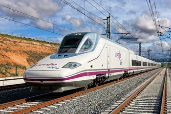 Бюджетные скоростные поезда запустят из Мадрида в Барселону 