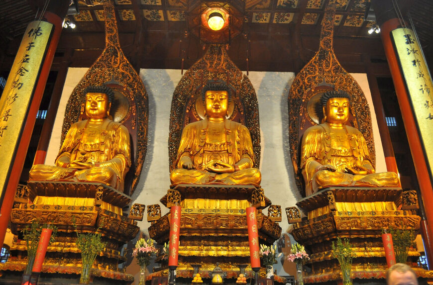 Храм Нефритового Будды в Шанхае
