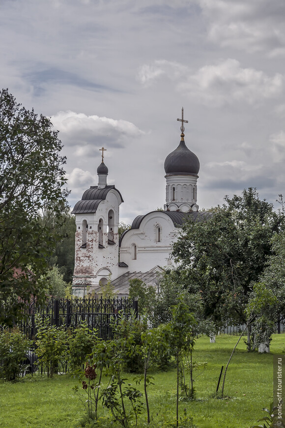Соборный храм святого князя Игоря Черниговского в Переделкино