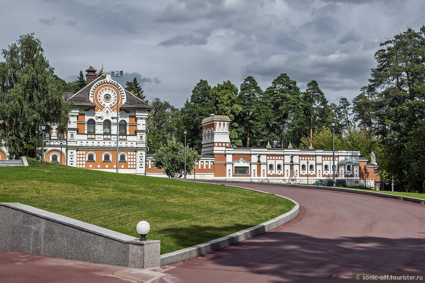 Соборный храм святого князя Игоря Черниговского в Переделкино