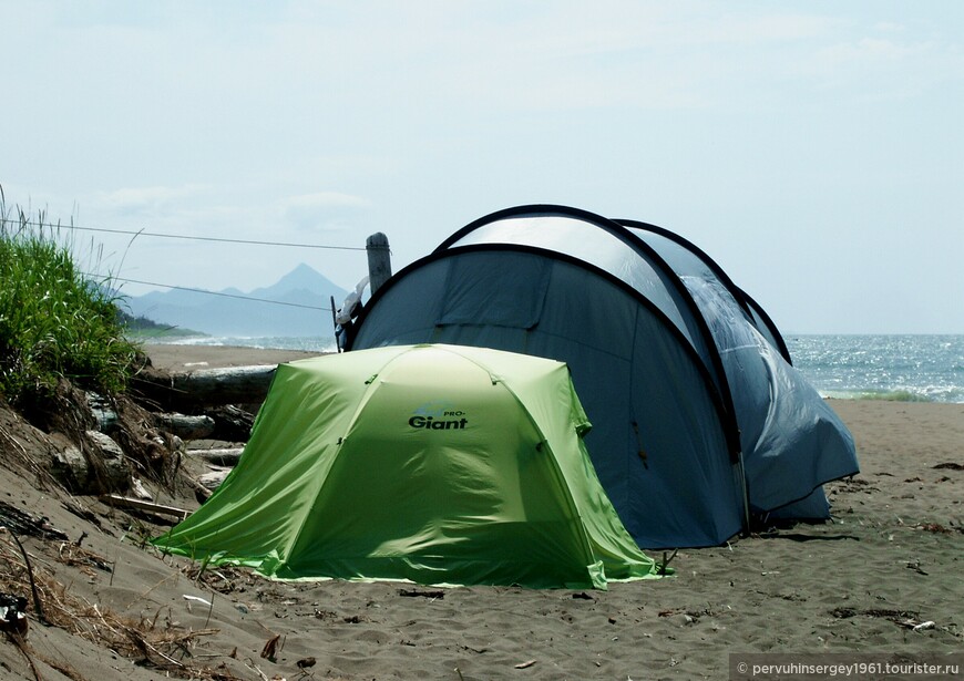 Штабная палатка Дискавери и индивидуальный домик