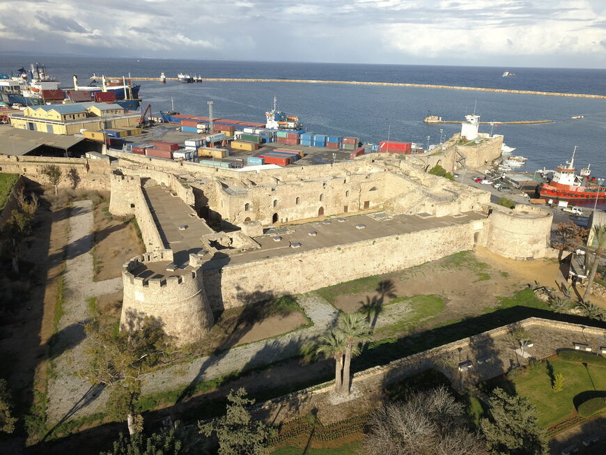 Замок Отелло в Фамагусте, Северный Кипр