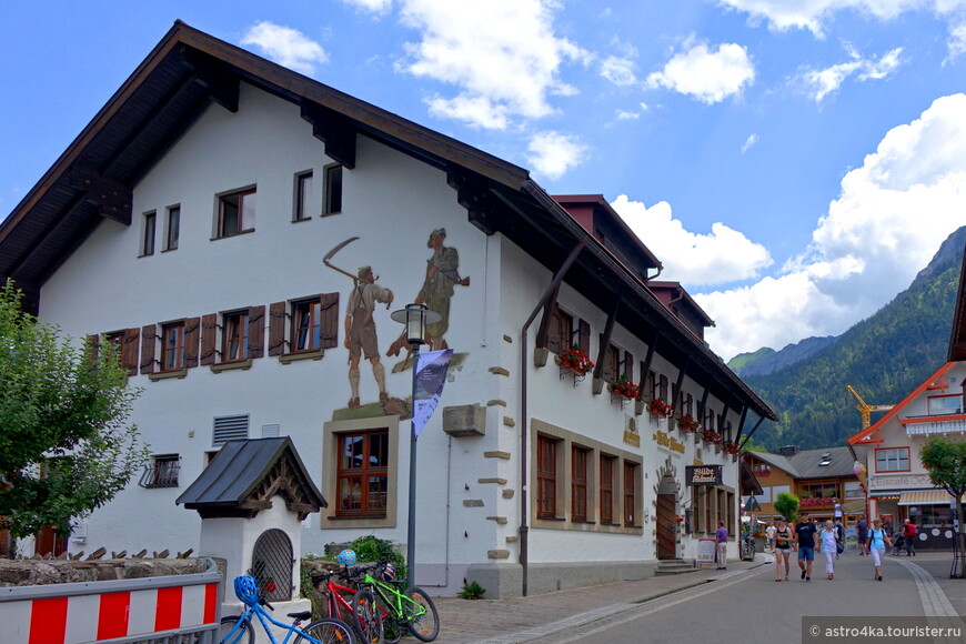 Отдых в Альпах для стар и млад. Первая встреча с туристерцами