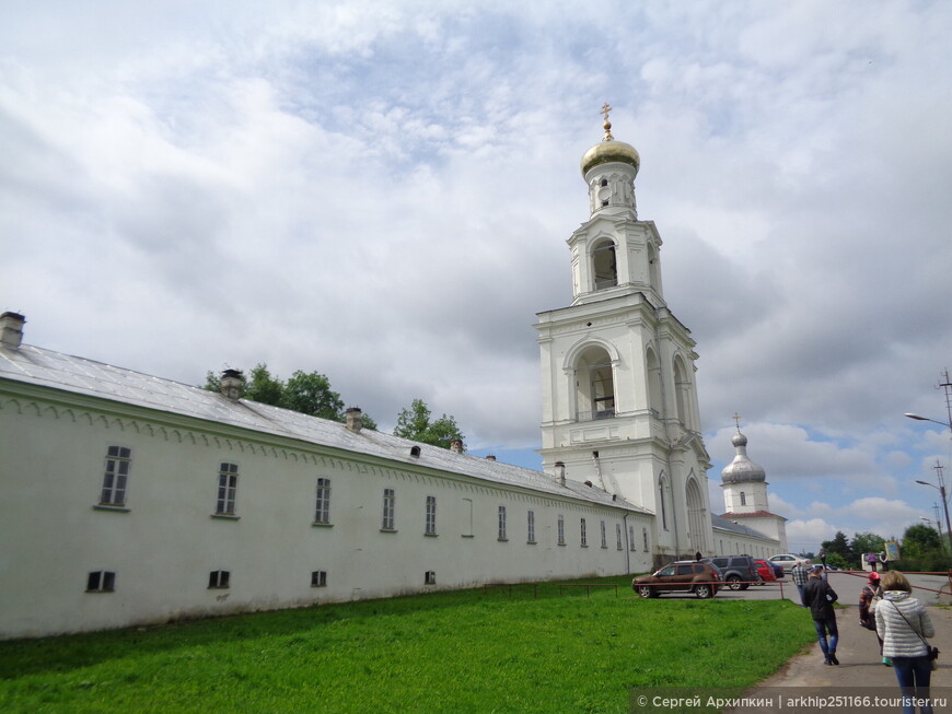 Лучшее возле Великого Новгорода — Витославлицы и Юрьев монастырь