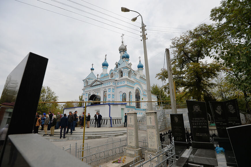 Храм Александра Невского в Ташкенте
