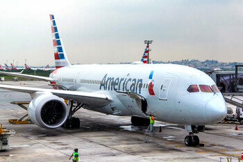 American Airlines приостановила полёты в Венесуэлу