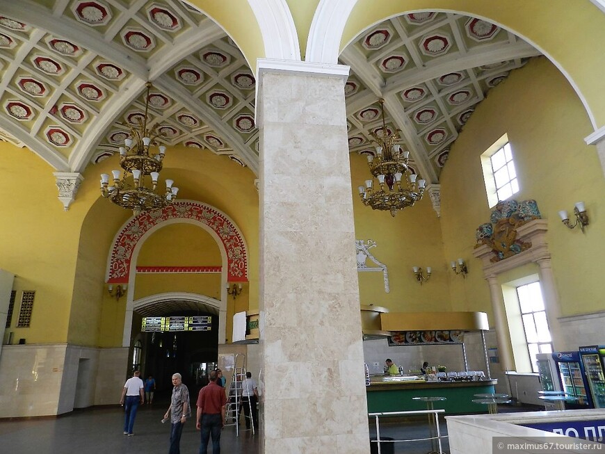 Южный вокзал в городе Харьков