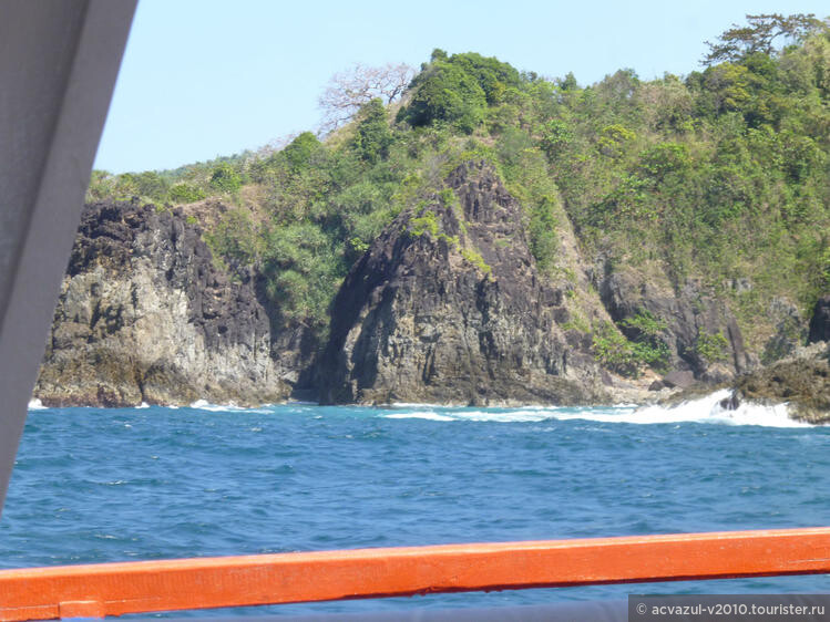С острова Бусуанга на остров Палаван на лодке...