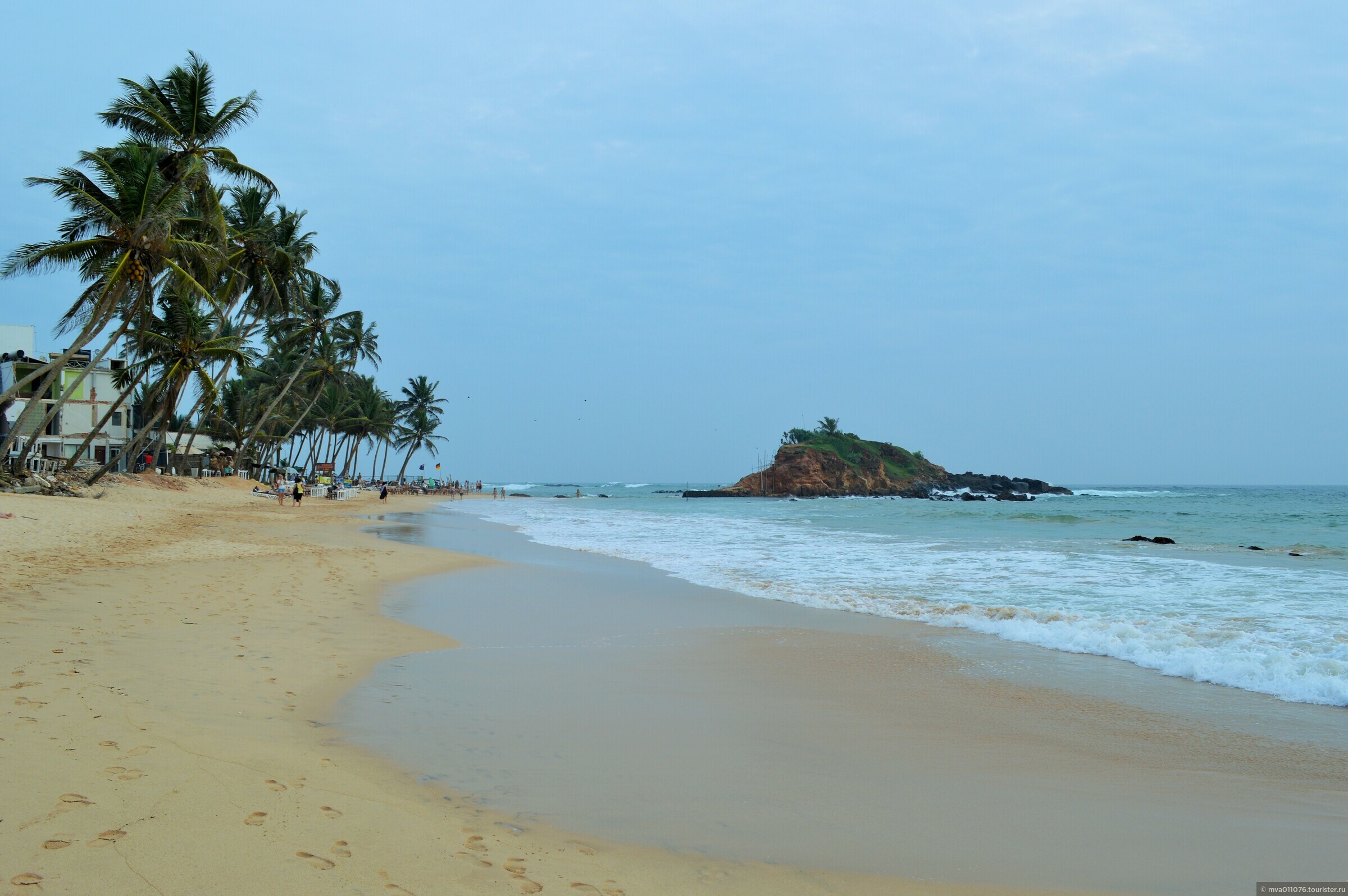 Погода шри ланка сейчас на 14. Мирисса Шри Ланка. Сикрет Бич Мирисса Шри Ланка. Шри Ланка климат. Шри Ланка март.