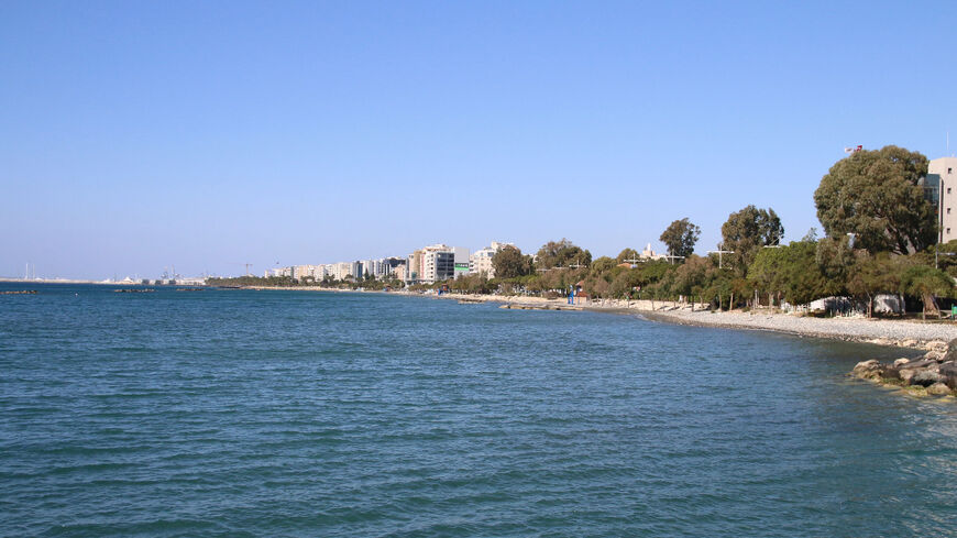 Пляж Акти Олимпион (Akti Olympion beach)