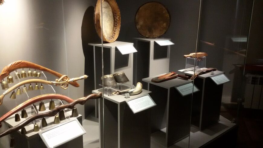 Музыкальные инструменты шаманов