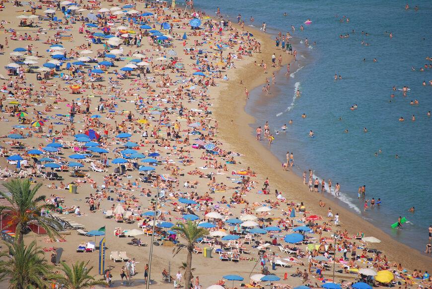 Пляж Сант Себастиа в Барселоне