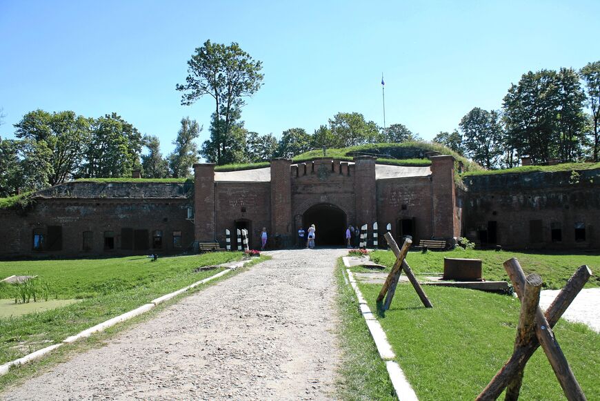 Форт №11 «Дёнхофф» в Калининграде