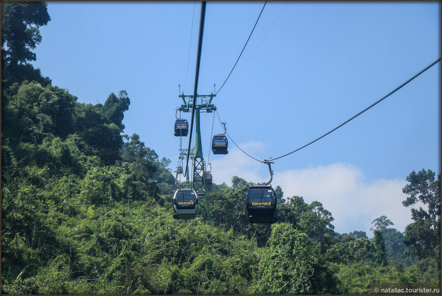 Ba Na Hills: Золотой мост и Французская деревня