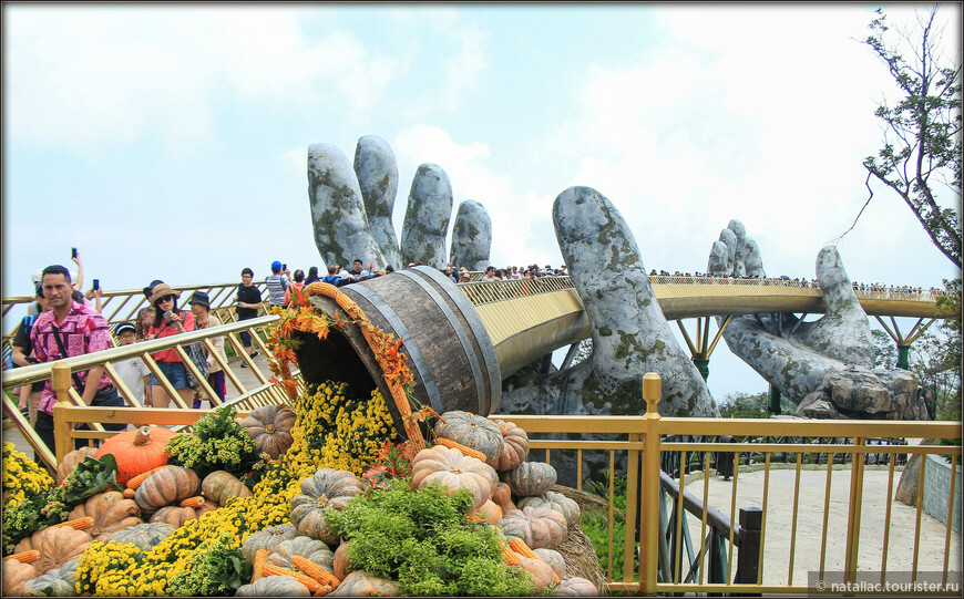 Ba Na Hills: Золотой мост и Французская деревня