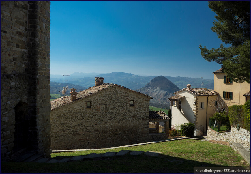 Самые красивые деревни Италии. Сан-Лео и Градара