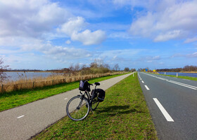 Озёра, каналы, городки, барашки, велодорожки. Нидерланды