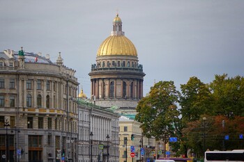 Путин: финские туристы в Петербурге ведут себя в рамках приличий 